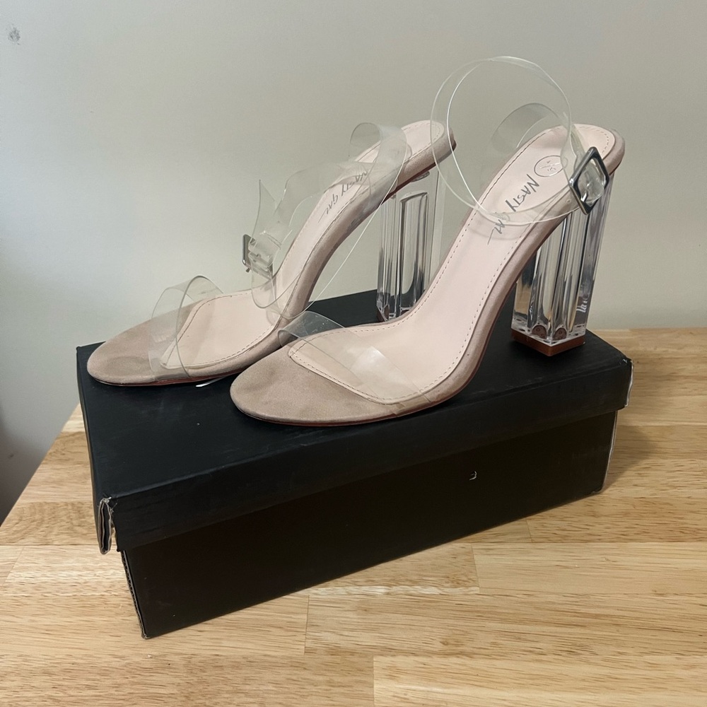Nasty Gal Let’s Be Clear Heel size 6